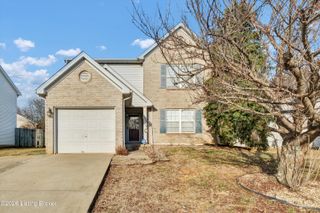 5020 Middlesex Dr, Louisville, KY 40245