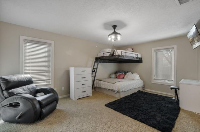 500 Cilantro Lane NW, Albuquerque, NM 87104