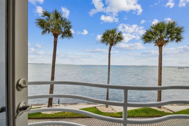 4950 BAYSHORE BOULEVARD 22, Tampa, FL 33611