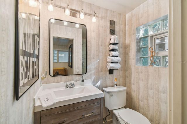 4950 BAYSHORE BOULEVARD 22, Tampa, FL 33611