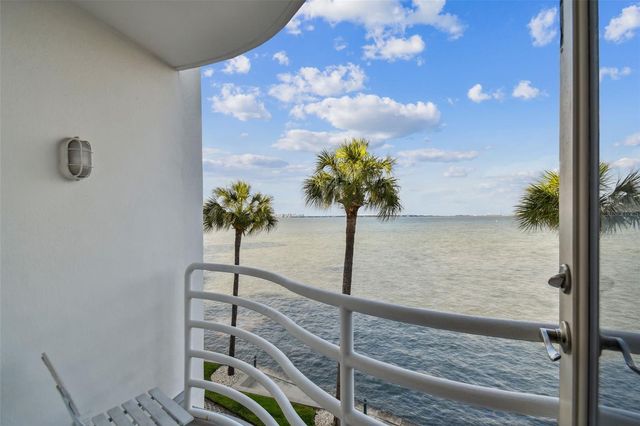 4950 BAYSHORE BOULEVARD 22, Tampa, FL 33611