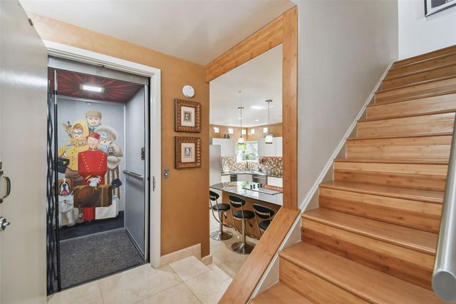 4950 BAYSHORE BOULEVARD 22, Tampa, FL 33611