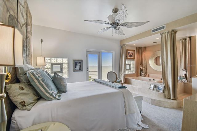 4950 BAYSHORE BOULEVARD 22, Tampa, FL 33611