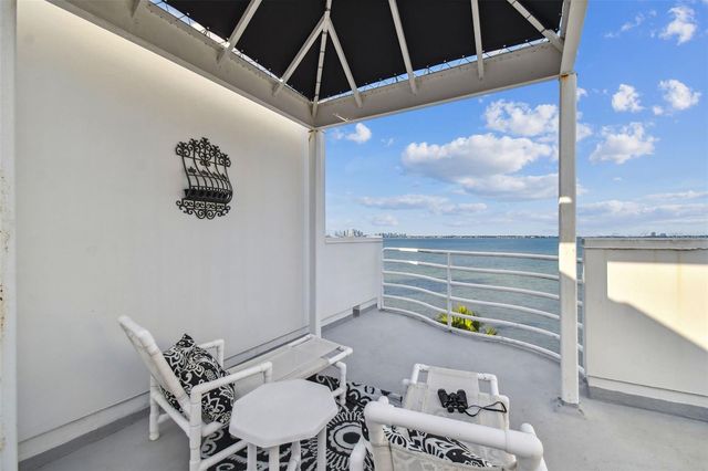 4950 BAYSHORE BOULEVARD 22, Tampa, FL 33611