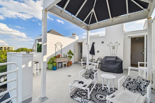 4950 BAYSHORE BOULEVARD 22, Tampa, FL 33611