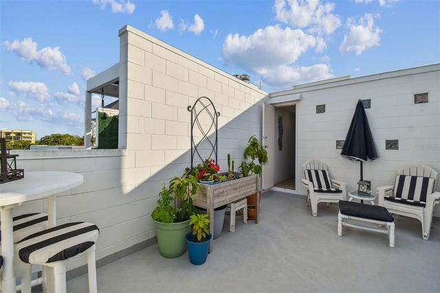 4950 BAYSHORE BOULEVARD 22, Tampa, FL 33611