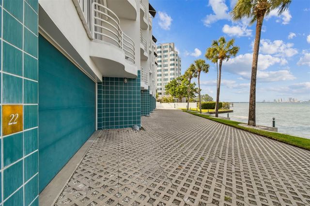 4950 BAYSHORE BOULEVARD 22, Tampa, FL 33611