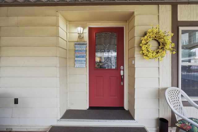 2627 W Midvalley Avenue 107, Visalia, CA 93277