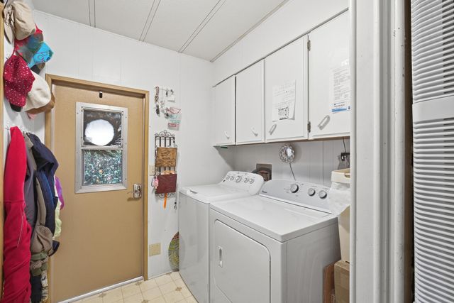 2627 W Midvalley Avenue 107, Visalia, CA 93277