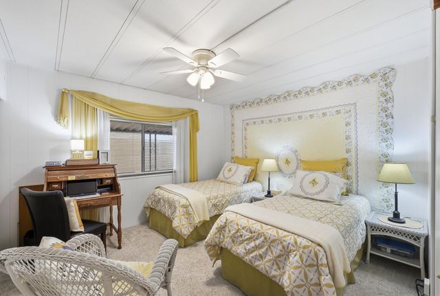 2627 W Midvalley Avenue 107, Visalia, CA 93277