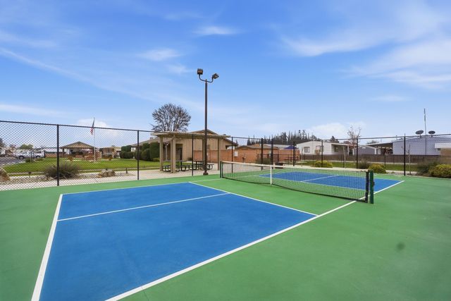 2627 W Midvalley Avenue 107, Visalia, CA 93277