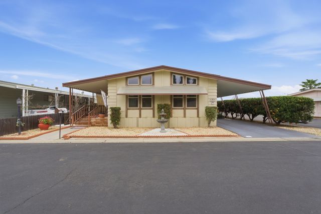 2627 W Midvalley Avenue 107, Visalia, CA 93277