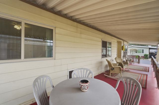 2627 W Midvalley Avenue 107, Visalia, CA 93277