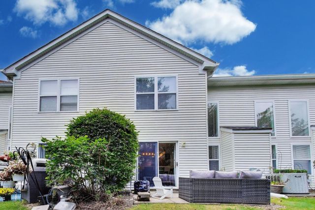 924 Ainsley Drive ---, West Chicago, IL 60185