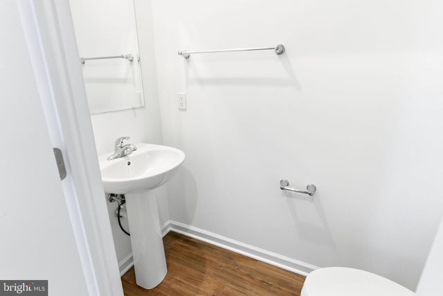 127 COURTHOUSE DR, Martinsburg, WV 25404