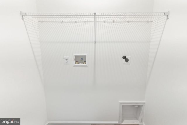 127 COURTHOUSE DR, Martinsburg, WV 25404