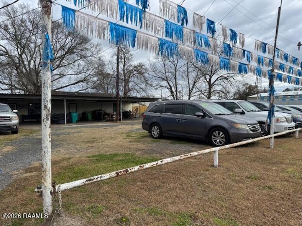 606 W Landry Street, Opelousas, LA 70570