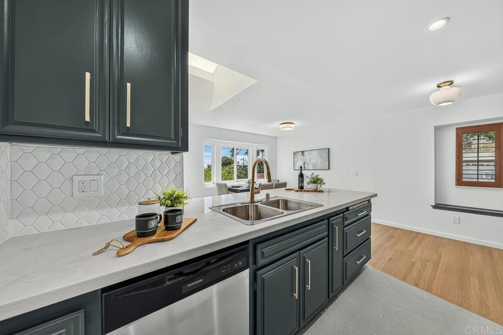 2595 Calle Tres Lomas, San Diego, CA 92139 — photo 3
