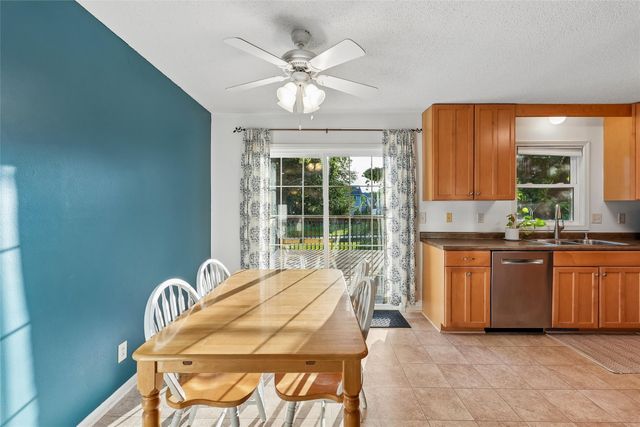 6686 NW 54th Court, Johnston, IA 50131