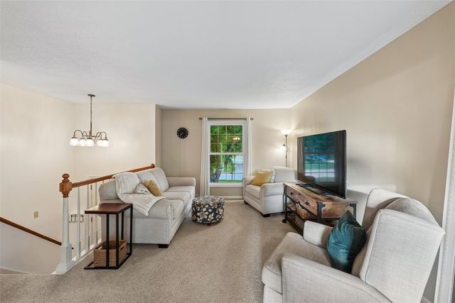 6686 NW 54th Court, Johnston, IA 50131