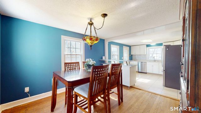 13 Pine Drive, Windsor Locks, CT 06096