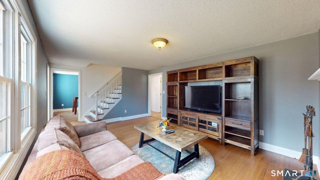 13 Pine Drive, Windsor Locks, CT 06096