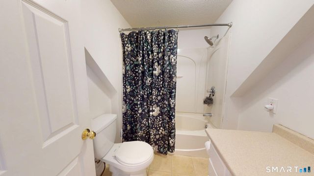 13 Pine Drive, Windsor Locks, CT 06096