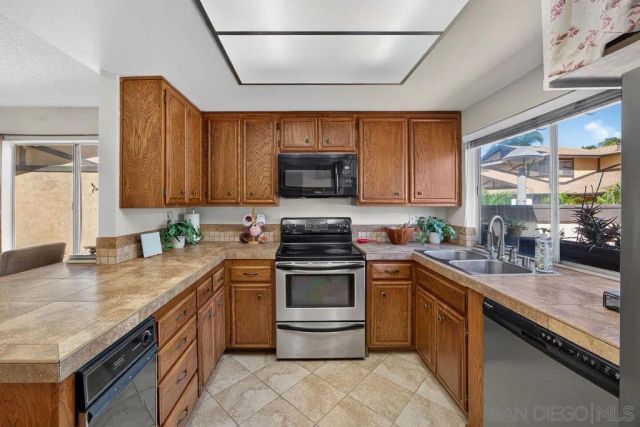 75 Third Ave 18, Chula Vista, CA 91910