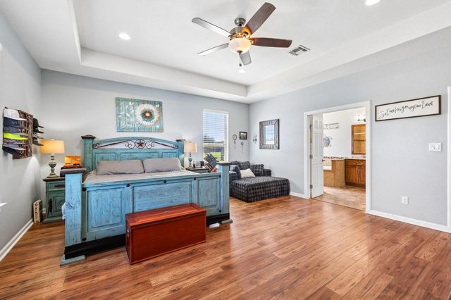 106 Eland Ave, Bastrop, TX 78602