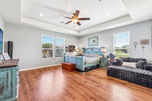 106 Eland Ave, Bastrop, TX 78602