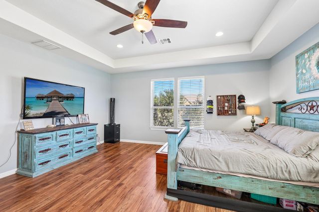 106 Eland Ave, Bastrop, TX 78602