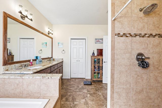 106 Eland Ave, Bastrop, TX 78602