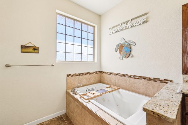106 Eland Ave, Bastrop, TX 78602
