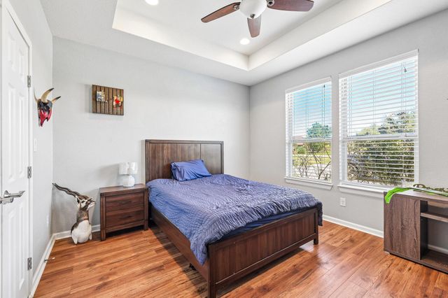 106 Eland Ave, Bastrop, TX 78602