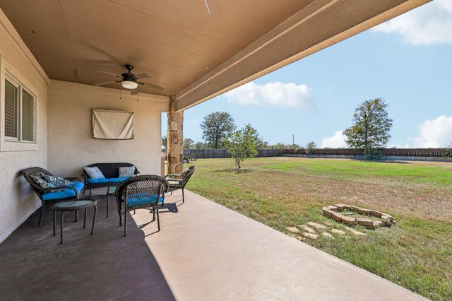 106 Eland Ave, Bastrop, TX 78602