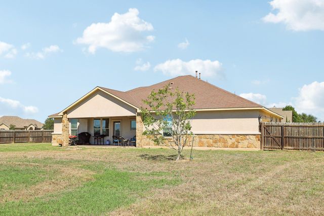 106 Eland Ave, Bastrop, TX 78602