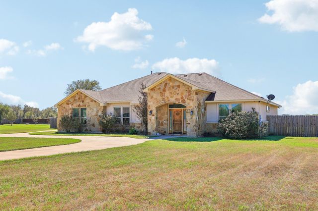 106 Eland Ave, Bastrop, TX 78602