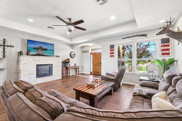106 Eland Ave, Bastrop, TX 78602