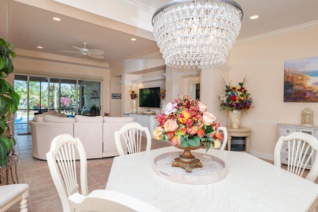 10535 La Strada, West Palm Beach, FL 33412