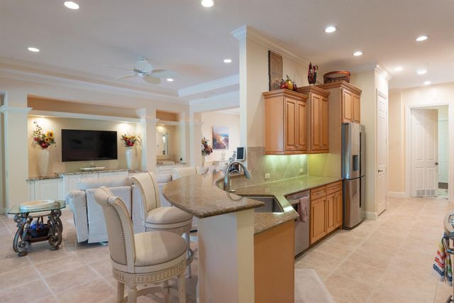 10535 La Strada, West Palm Beach, FL 33412