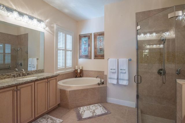 10535 La Strada, West Palm Beach, FL 33412