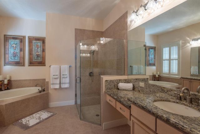 10535 La Strada, West Palm Beach, FL 33412