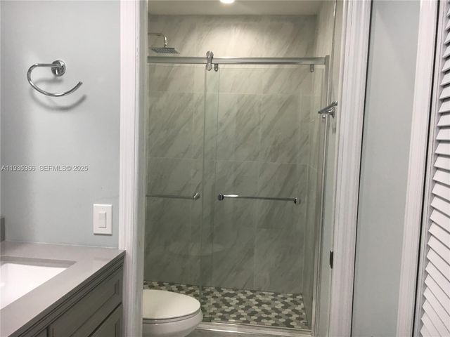 14322 SW 101st St, Miami, FL 33186