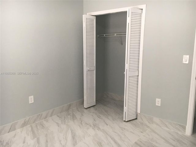 14322 SW 101st St, Miami, FL 33186