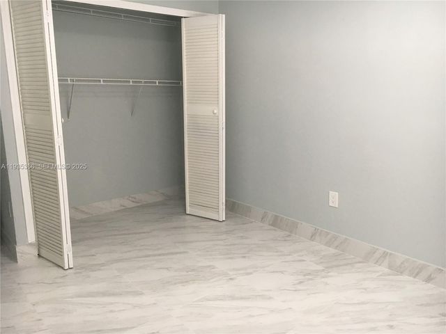 14322 SW 101st St, Miami, FL 33186