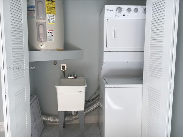 14322 SW 101st St, Miami, FL 33186