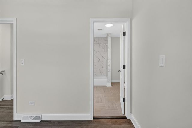 543 N Leclaire Avenue, Chicago, IL 60644