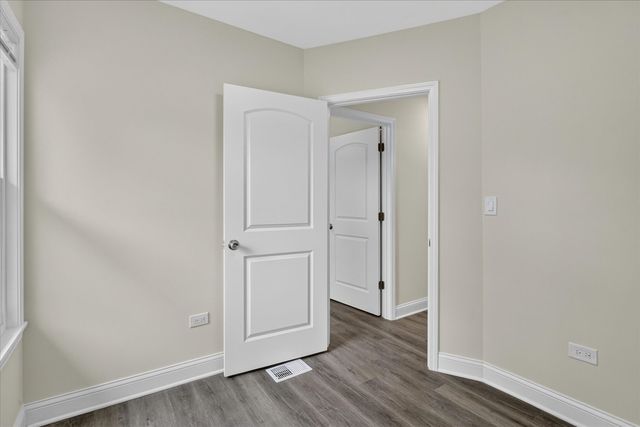 543 N Leclaire Avenue, Chicago, IL 60644