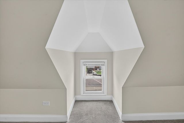 543 N Leclaire Avenue, Chicago, IL 60644