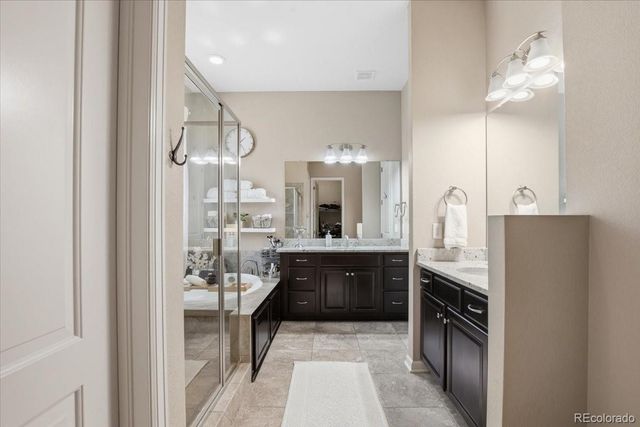 7790 S Queensburg Way, Aurora, CO 80016